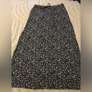 Melrose and market Floral Blue and White Women's Skirt S